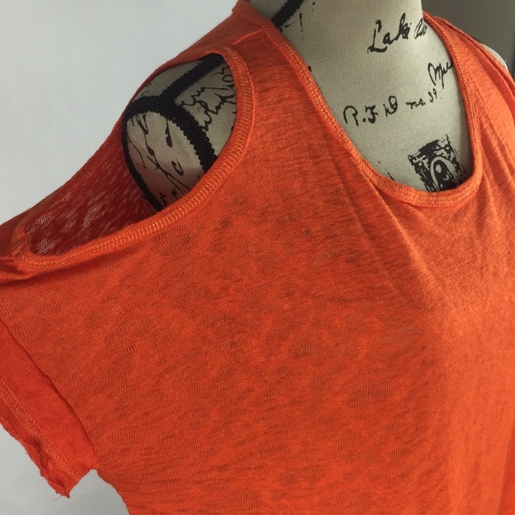 (SOLD) NWT Bobeau Cold Shoulder Top Women’s Blouse - Picture 3 of 8